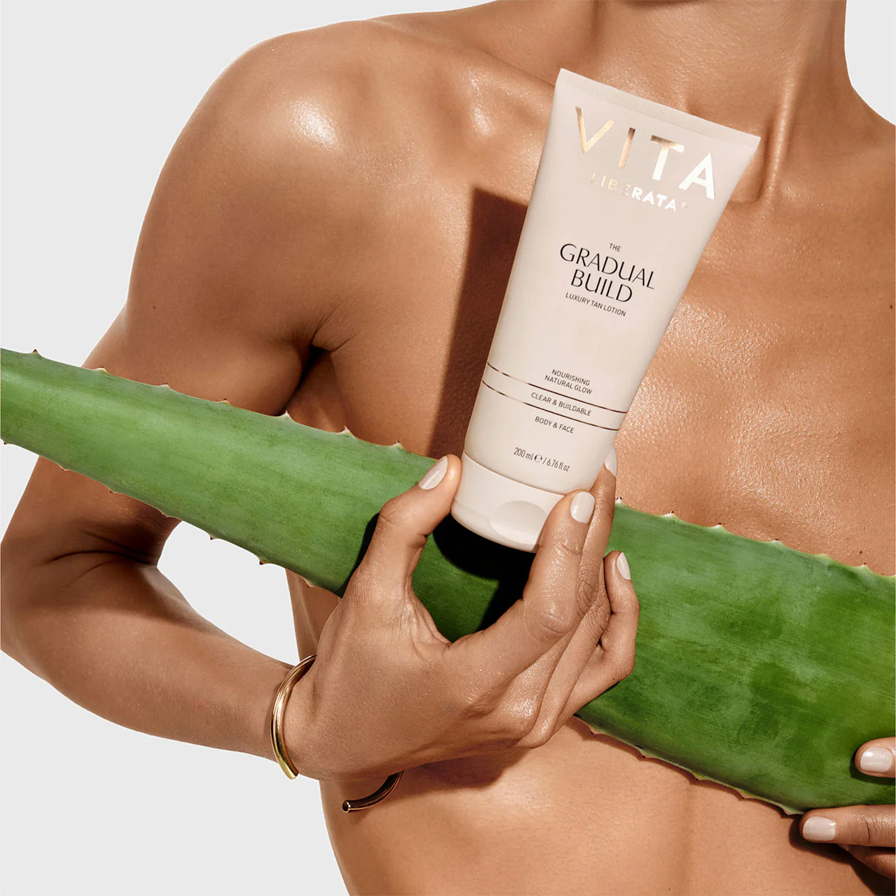 The Tan and Protect kit - Image 7